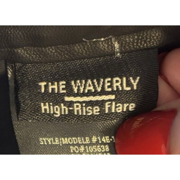 BLANK NYC Waverly Black Faux Leather Pants Women 31 High Rise Flare Pockets NEW - Picture 4 of 15